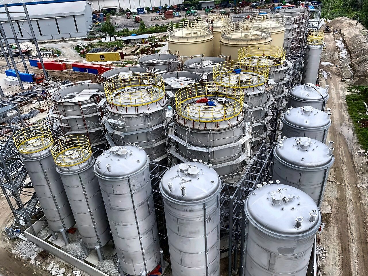 Stainless steel tank farm installed by Revessel